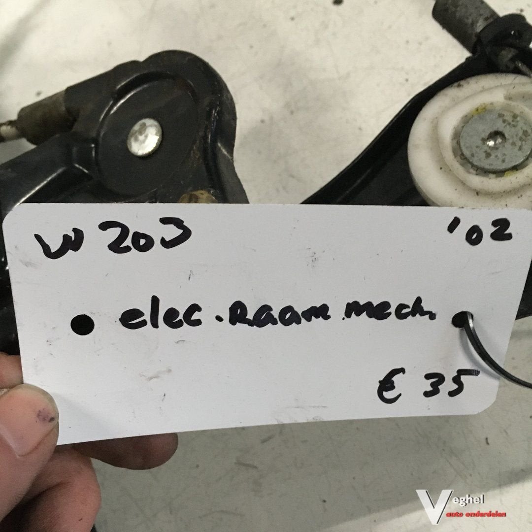 Mercedes W203 2002 Elektr Raammechanisme met motor Linksvoor, Gebruikt, -, -, Ophalen of Verzenden