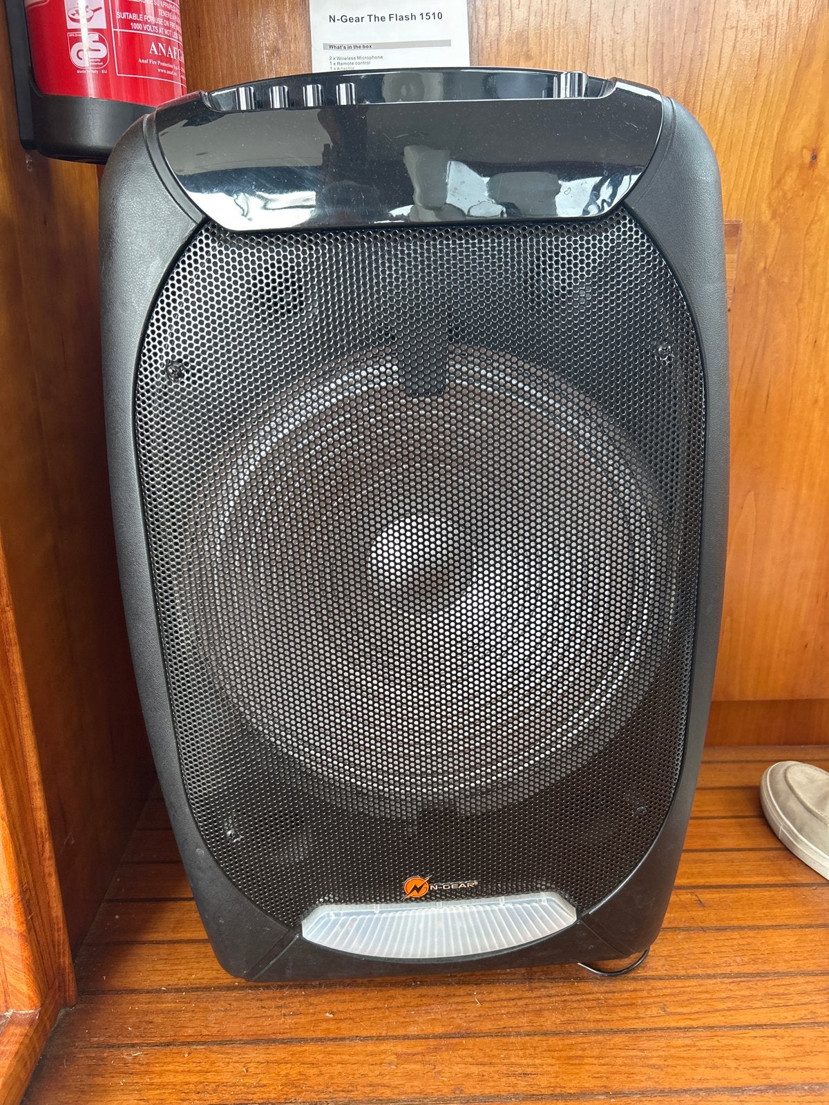 N-Gear The Flash 1510 Karaoke Box met 2 Microfoons, Ophalen, Gebruikt, Complete set