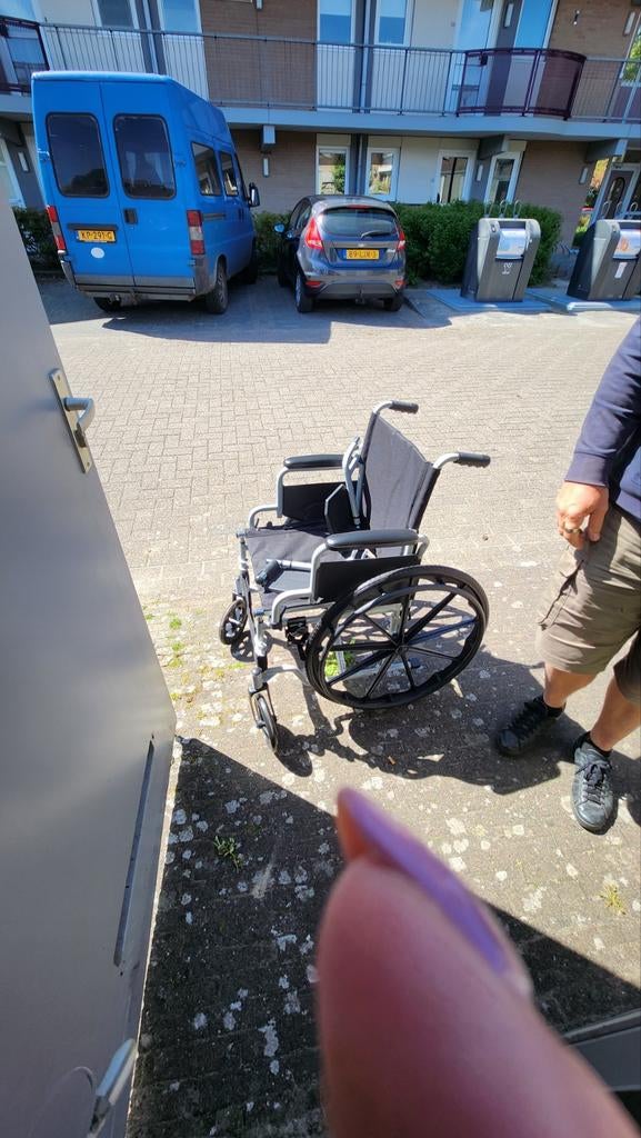 Inklapbare rolstoel, met comfortkussen, nooit gebruikt, Ophalen, Duwrolstoel