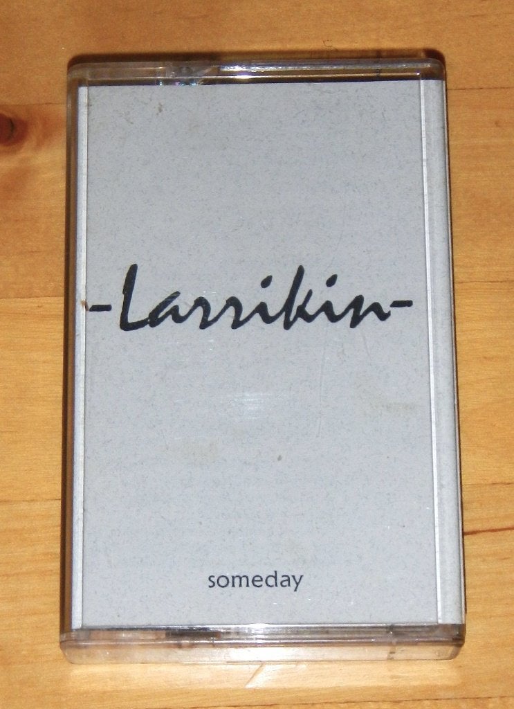 cassette - Larrikin - Someday  - demo -  rock / grunge NL, Verzenden, Gebruikt, 1 bandje