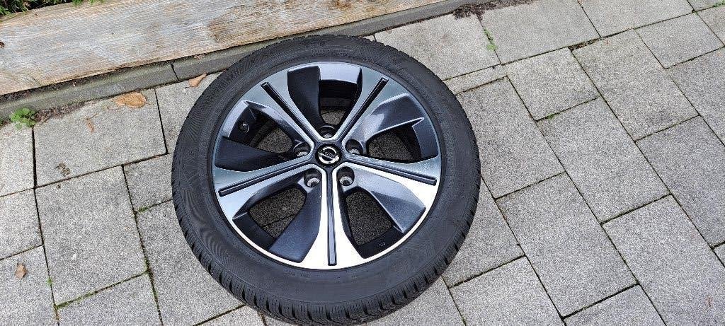 Nissan Leaf 17 inch velg + overige onderdelen, Ophalen