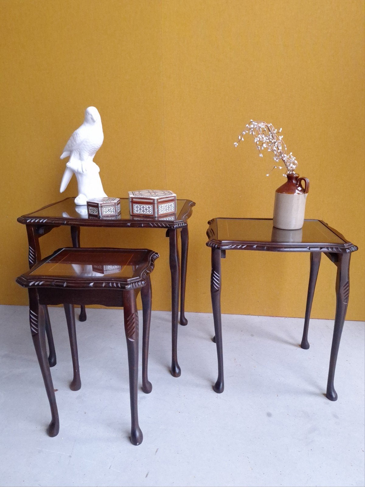 Engelse vintage nesting tables, mimiset, miniset, tafeltjes, Gebruikt, Vintage, Ophalen of Verzenden, Overige typen