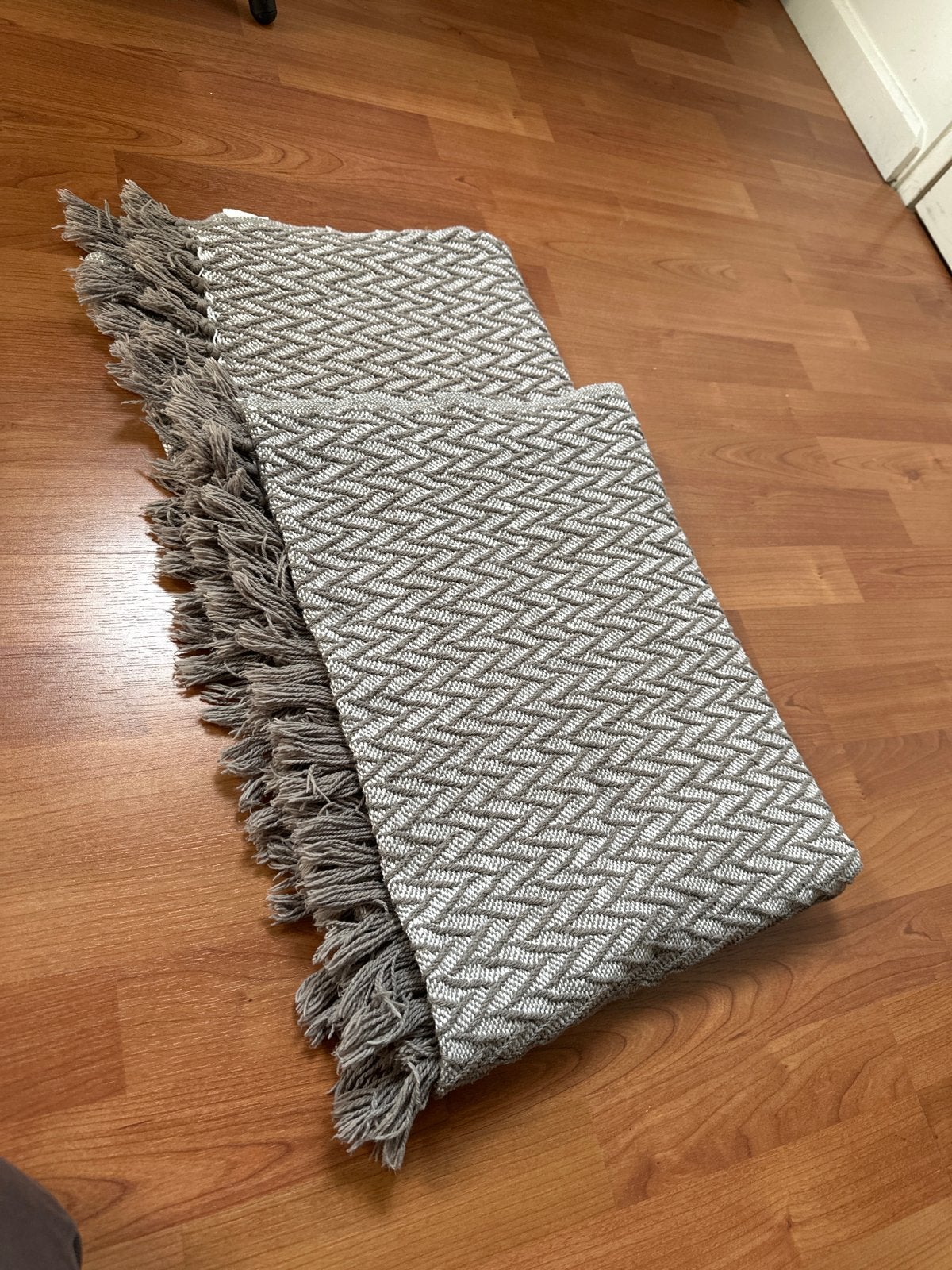 Decoratieve plaid voor bank of poef ladder, Ophalen, Met franjes/kwastjes, Zo goed als nieuw, Plaid