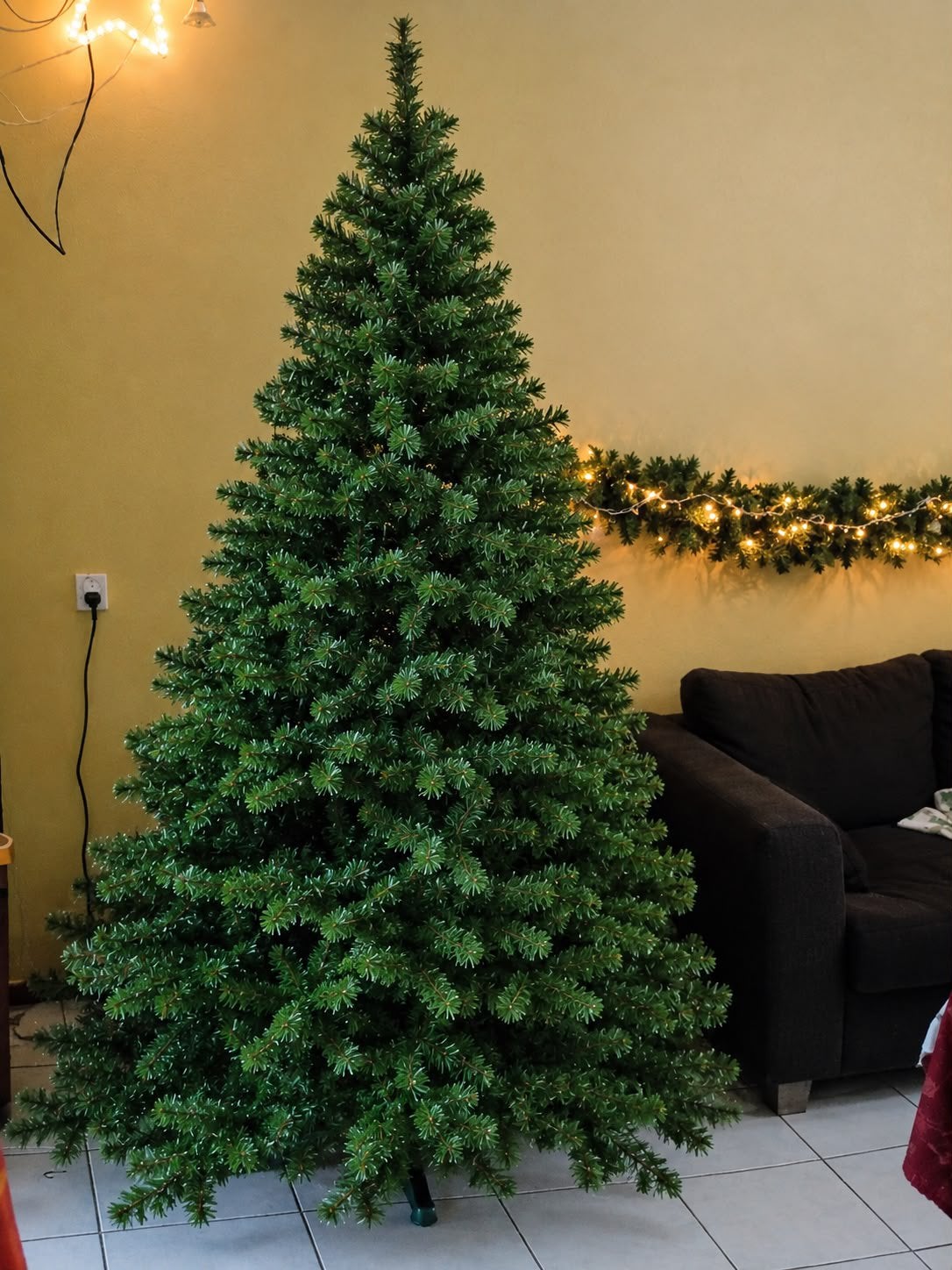Triumph Tree GrossGlockner Pine 215 cm hoog, Diversen, Ophalen, Zo goed als nieuw