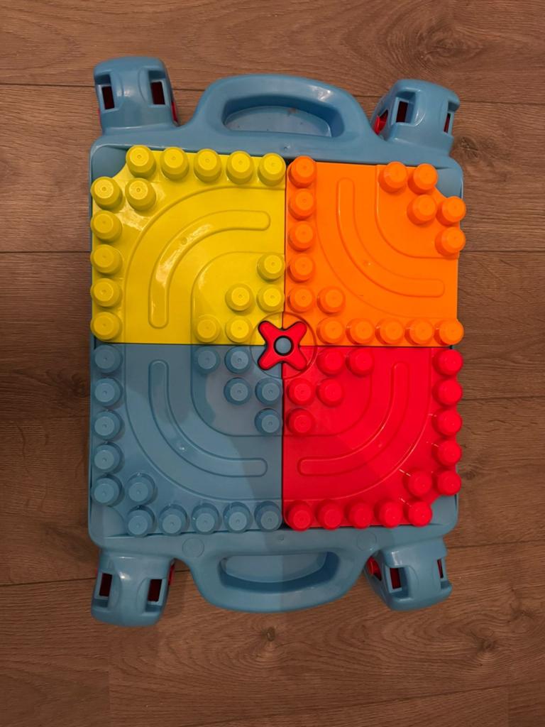 Nieuwe Mega Bloks bouwtafel met blokken, Nieuw, Ophalen of Verzenden, Megabloks, Service.nl@mattel.com