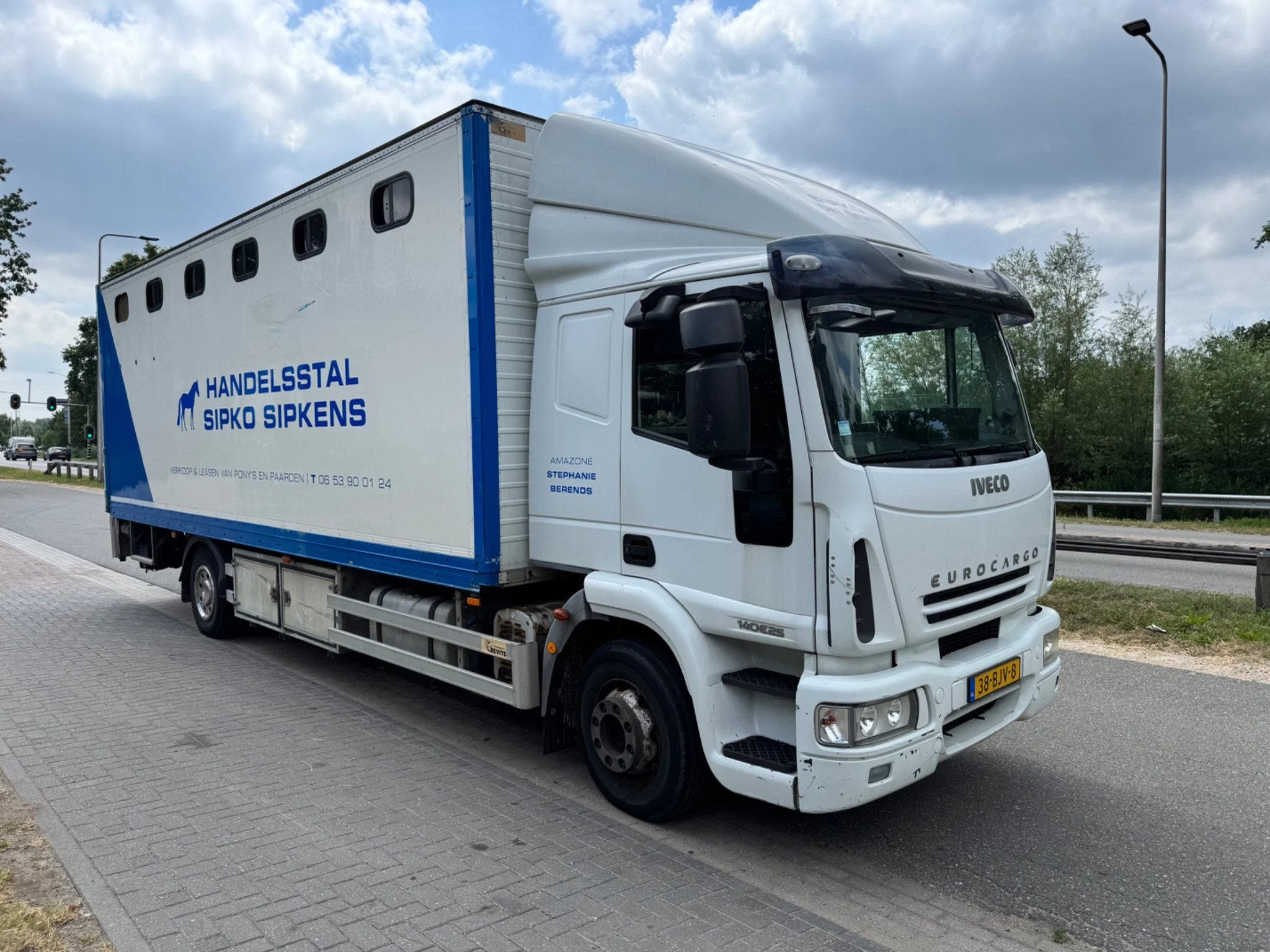 Iveco EuroCargo 140 Horsetruck 10 horses Handgeschakeld, Euro 5, Achterwielaandrijving, Iveco, Wit