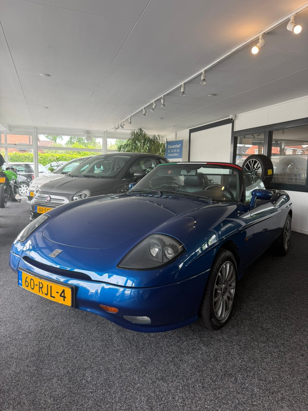 Fiat Barchetta 1.8 16V 1997 Blauw, Voorwielaandrijving, 450 kg, 40 €/maand, Zwart