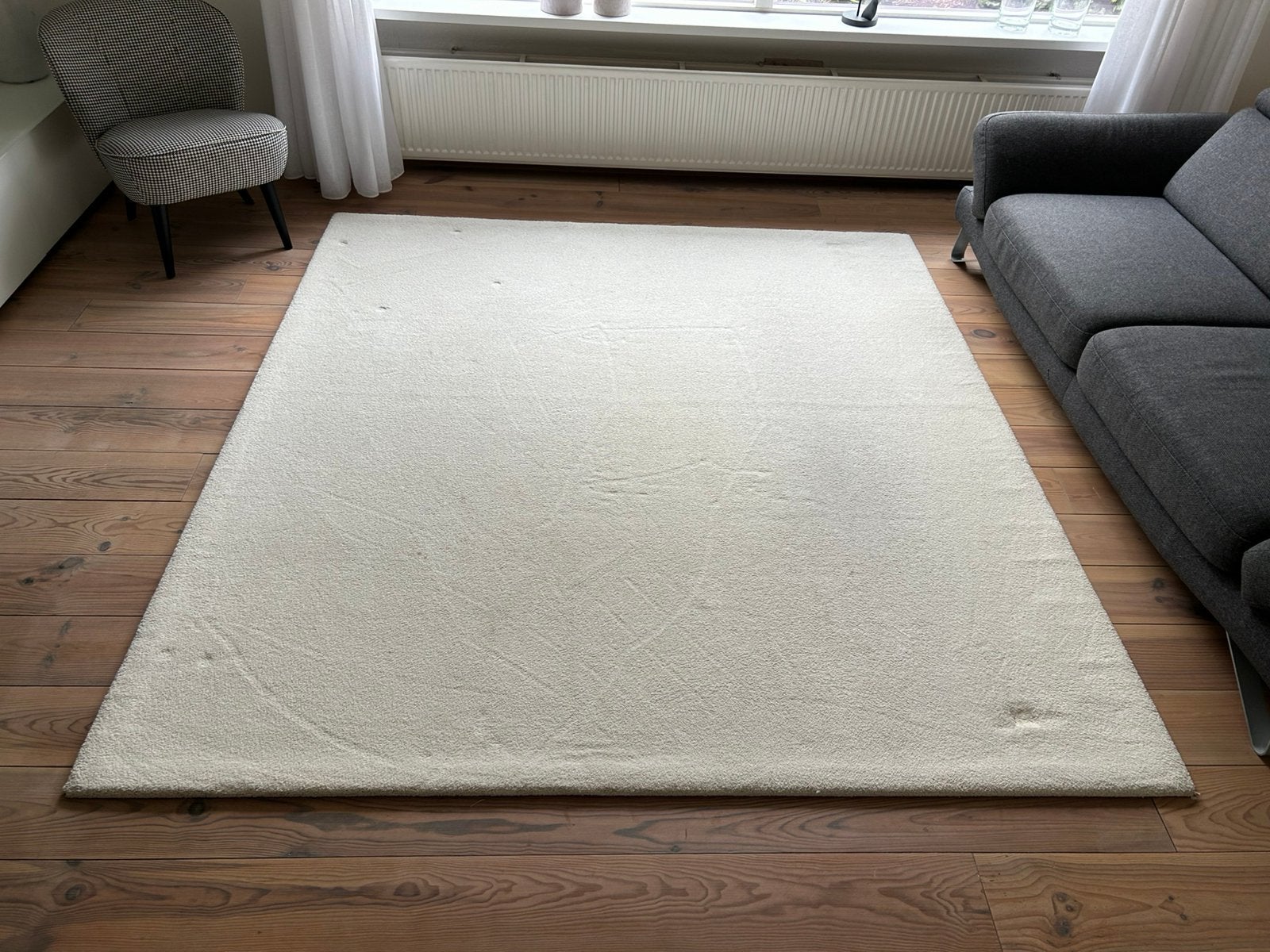 Vloerkleed, gebroken wit, 240x220cm, enige gebruikssporen., Ophalen, Gebruikt, Wit, 200 cm of meer