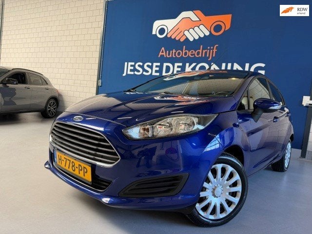Ford Fiesta 1.25 Titanium / bj.2013 / 5 deurs / airco / kleu, Auto's, Voorwielaandrijving, Euro 5, Stof, 1242 cc