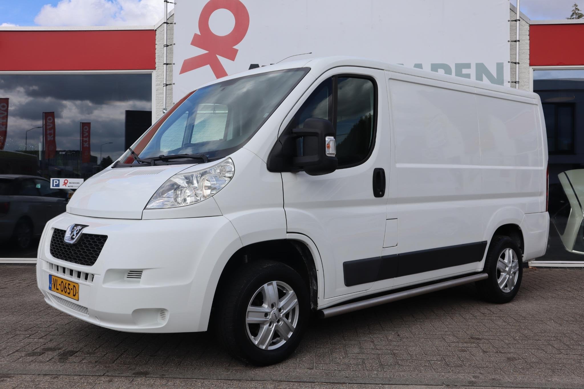 Peugeot Boxer 330 2.2 HDI L1H1 Profit+ 3-ZITS|CRUISE-CONTROL, Auto's, Voorwielaandrijving, Euro 5, Stof, Gebruikt