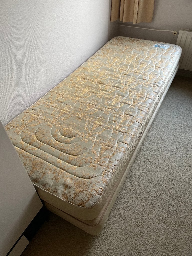 2 Pullman boxspring bedden, Ophalen, Strak, Gebruikt, Eenpersoons
