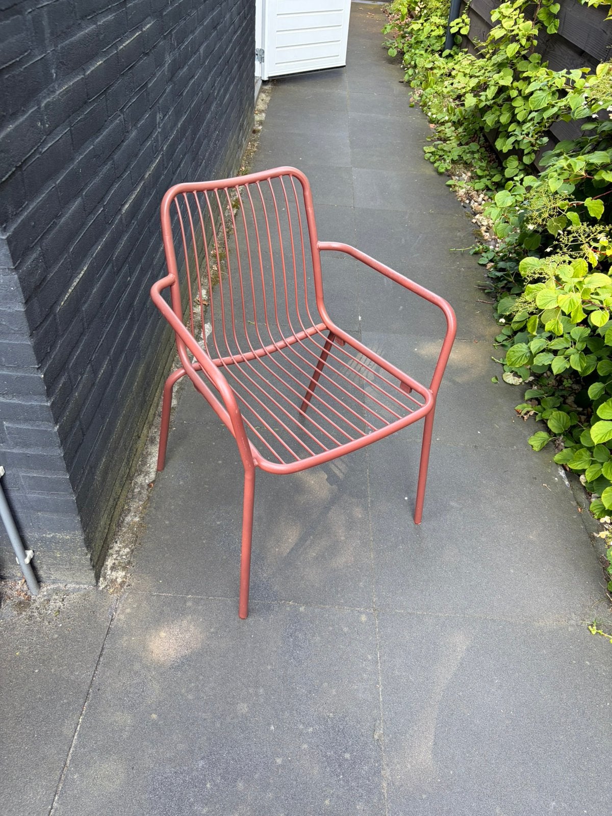 4x Rode tuinstoel metaal - Stapelbaar, Ophalen, Zo goed als nieuw, Metaal, Stapelbaar