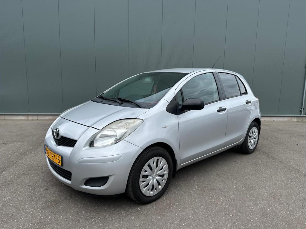 Toyota Yaris 1.3 VVTi Comfort AIRCO | NAVI ! (bj 2011), Euro 5, 40 €/maand, 4 cilinders, Bedrijf