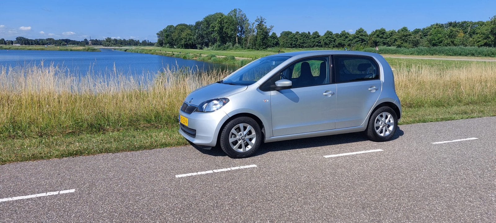 Skoda Citigo 54000 km 1.0 T 44KW 3D 2016 Grijs, Voorwielaandrijving, 840 kg, 4 stoelen, Origineel Nederlands