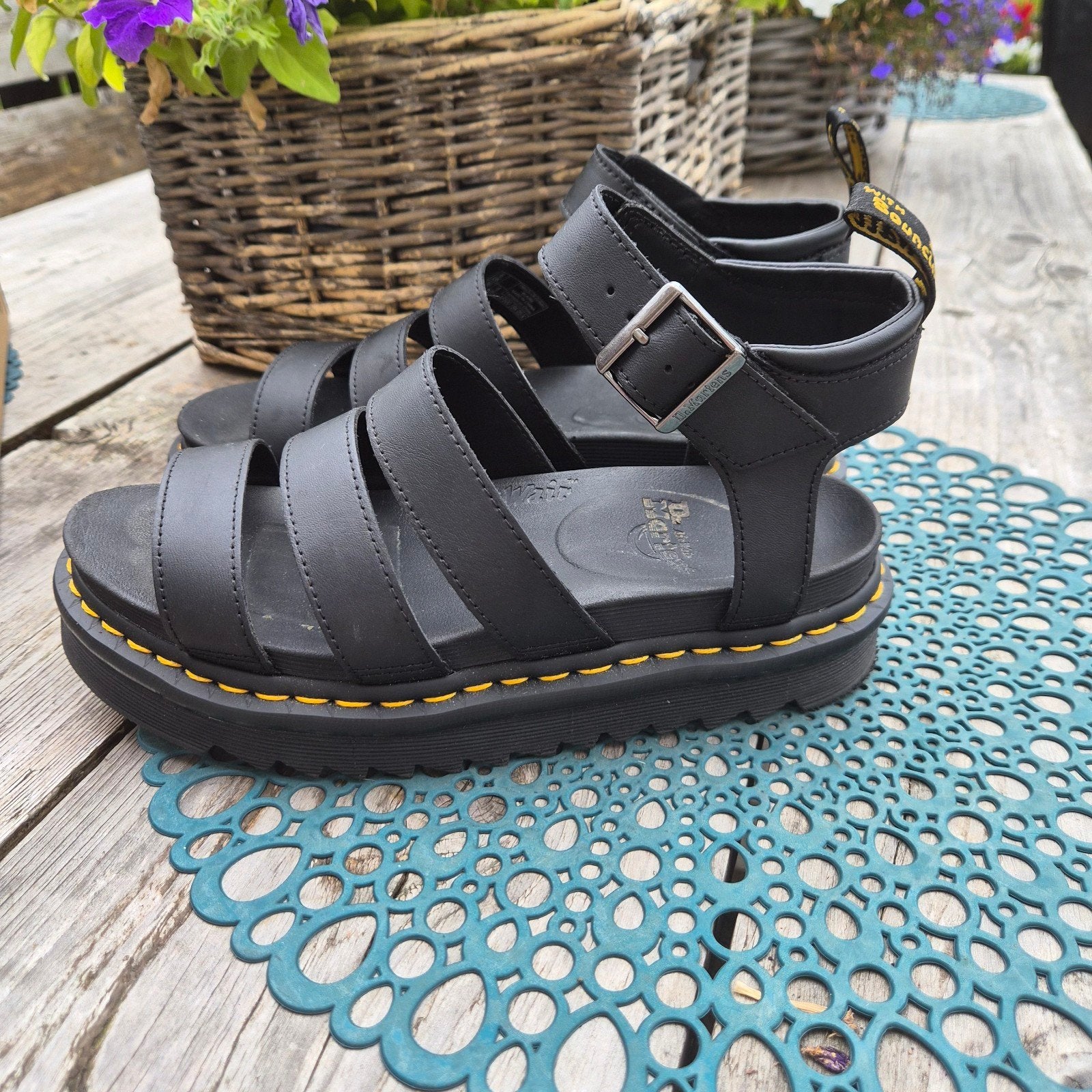 Dr. Martens Blaire Hydro Leather Sandalen Zwart Maat 39, Ophalen, Zwart, Sandalen of Muiltjes, Dr. Martens