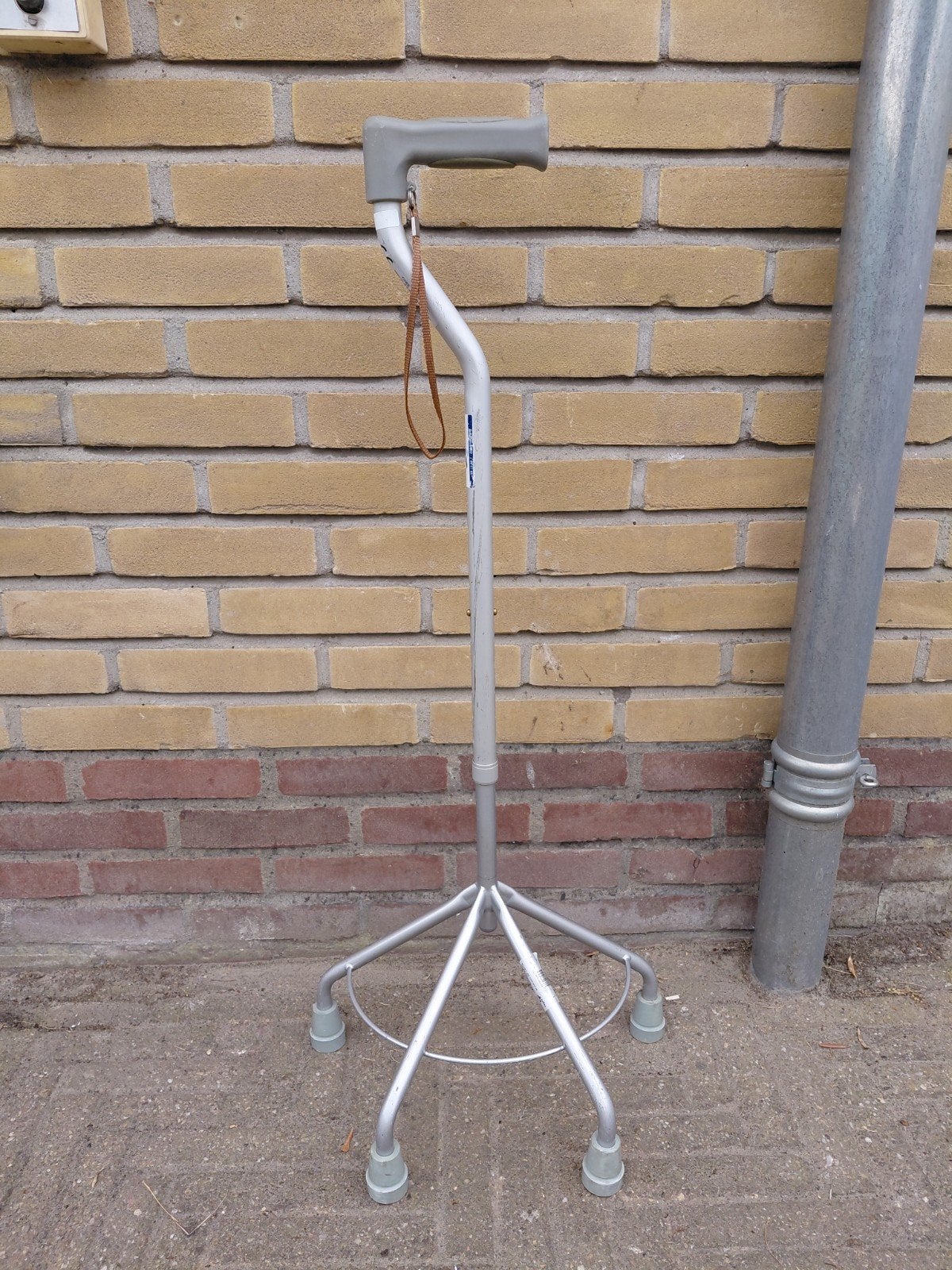 Vierpoot wandelstok zwanenhals anatomisch, Ophalen, In hoogte verstelbaar, Gebruikt