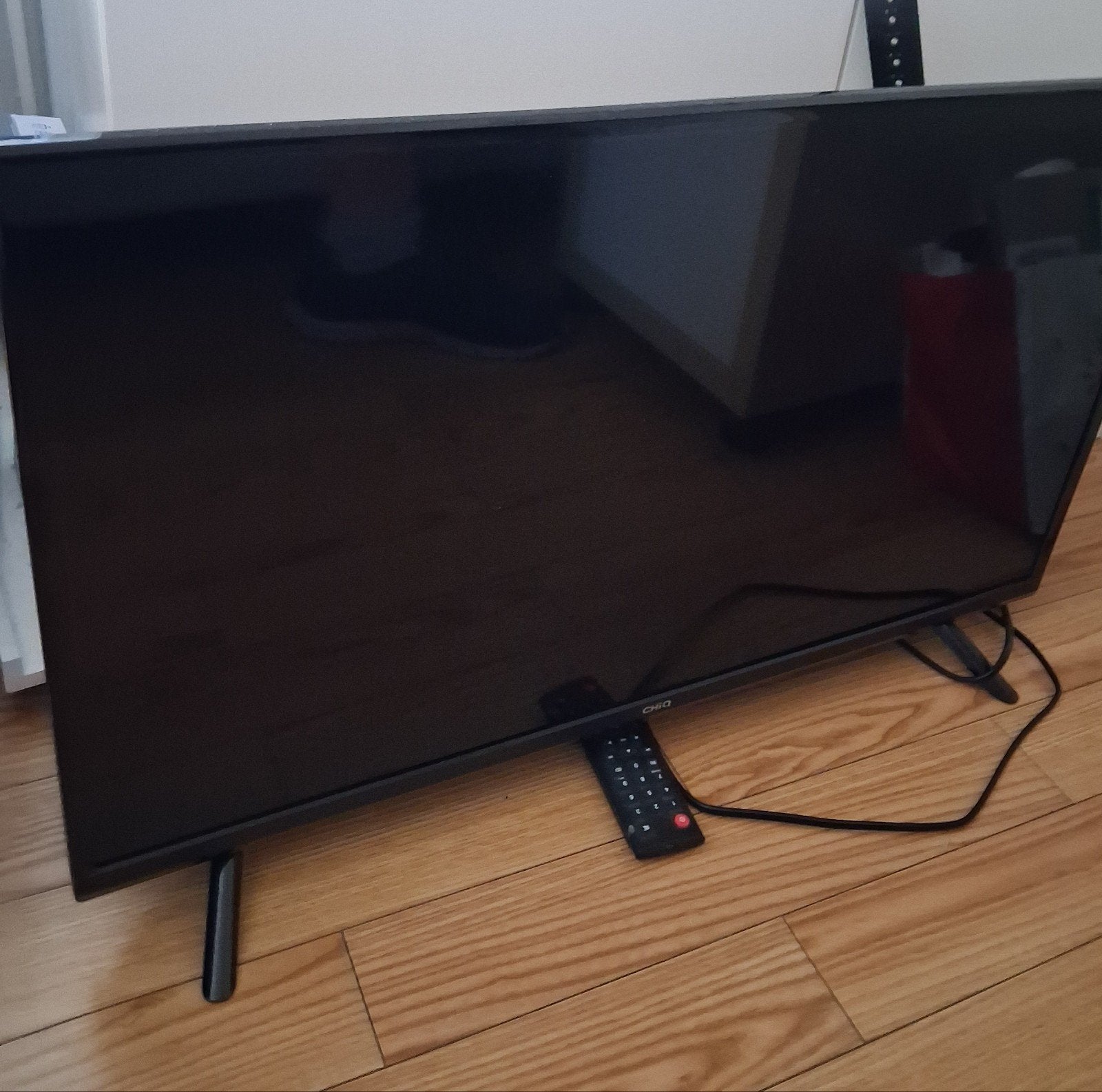 CHiQ 32 inch LED TV - Goede staat, geen Smart TV, Ophalen of Verzenden