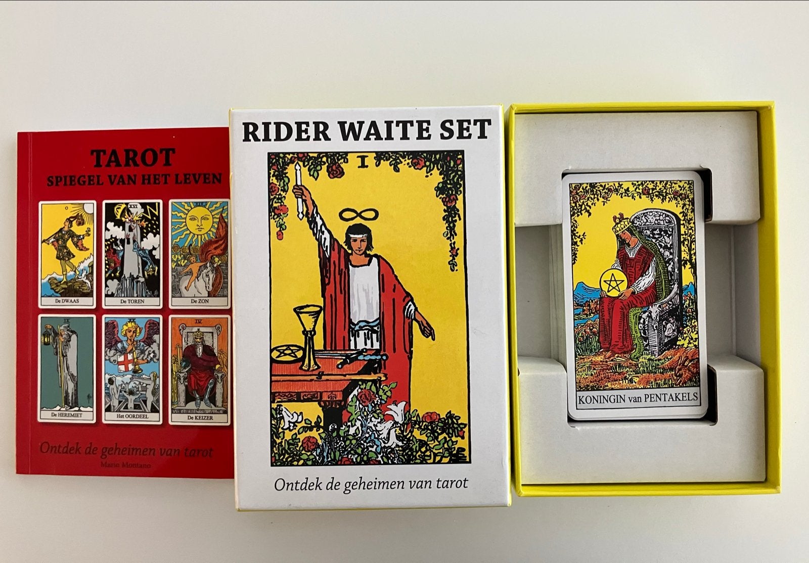 Rider Waite Tarot Set: Kaarten & Boek - Ontdek de Geheimen, Ophalen of Verzenden, Zo goed als nieuw, Tarot of Kaarten leggen, Instructieboek
