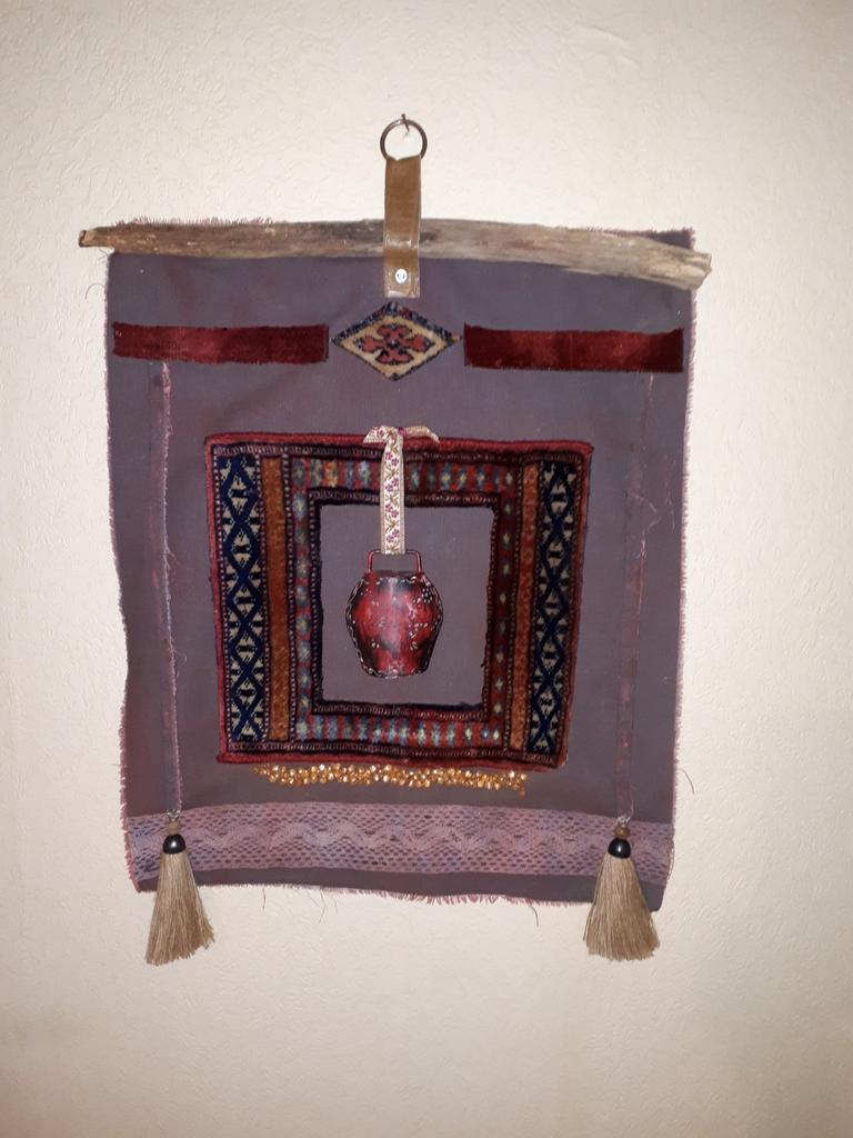Kalkdoek wanddoek met koebel en pers aubergine rood, Ophalen of Verzenden