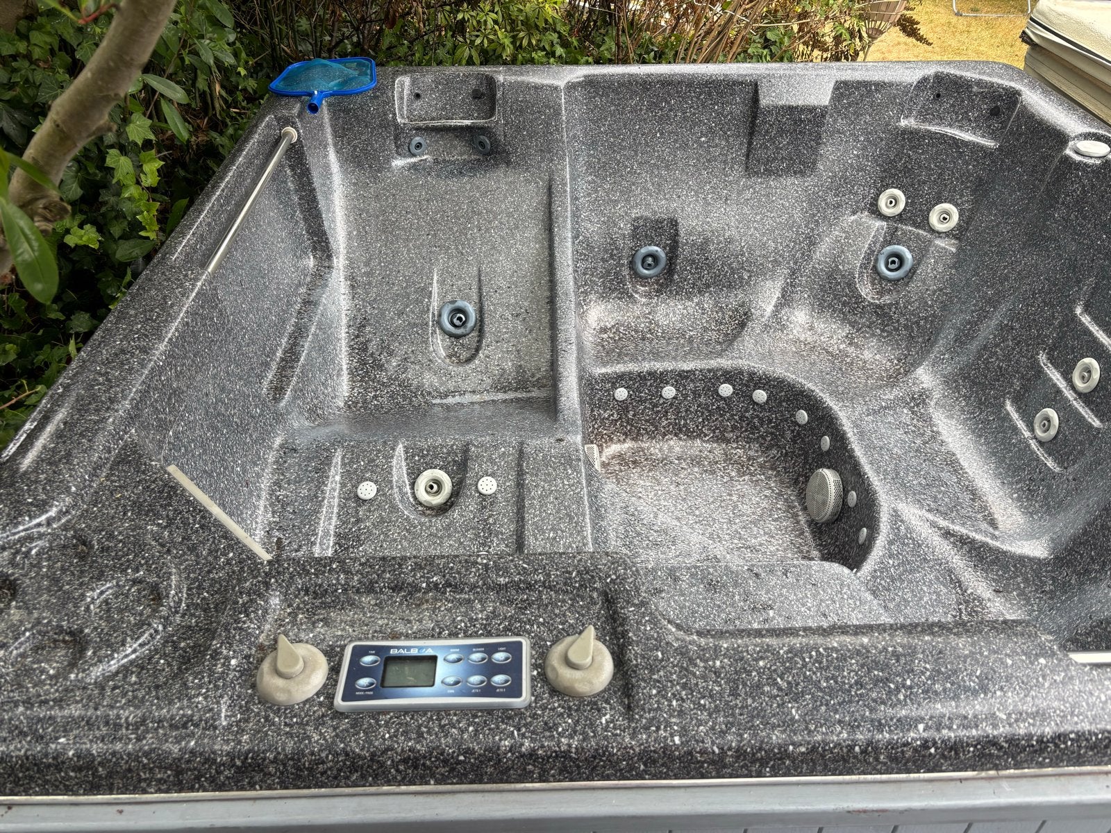 Jacuzzi  200x200  werkt op 230 volt, Ophalen, Gebruikt, Trap, Vast
