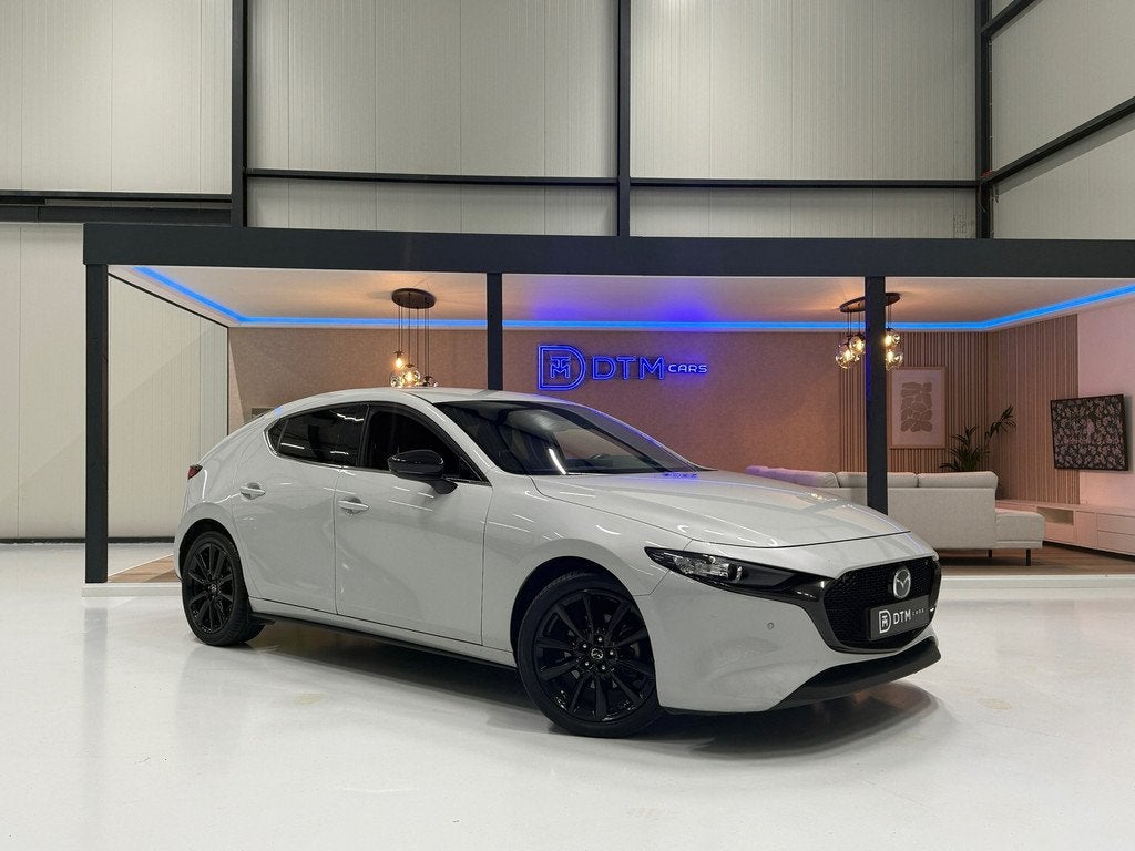 Mazda 3 2.0 e-Hybrid 150 Homura Aut. | HUD | Trekhaak | ACC, Auto's, 1998 cc, Stof, Gebruikt, Euro 6