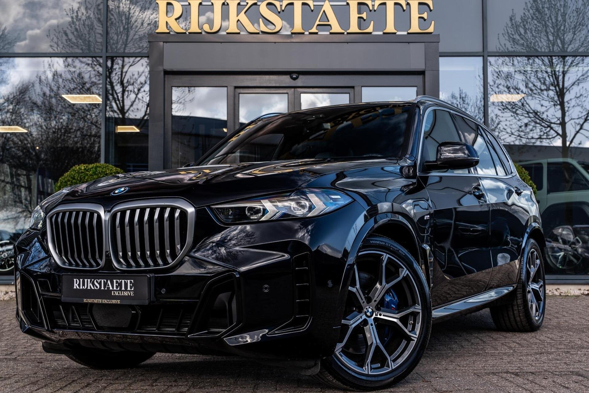 BMW X5 xDrive50e M-Pakket|21''|H&K|360°|HEAD-UP|INCL BTW, Auto's, Gebruikt, 2395 kg, Blauw, Bedrijf
