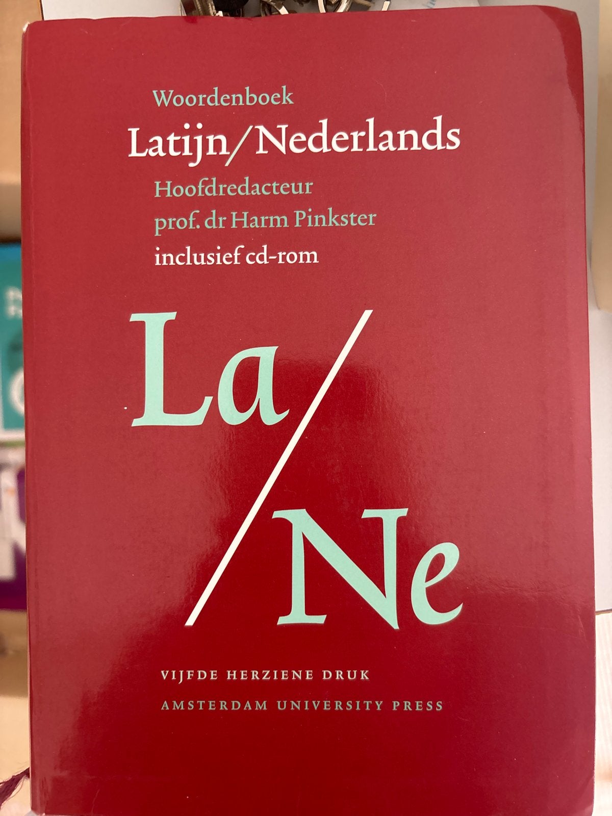 Woordenboek Latijn/Nederlands - Vijfde Herz. Druk + CD-ROM, Ophalen of Verzenden, Gelezen, Overige uitgevers, Latijn