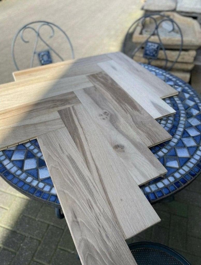RESTPARKET; 100m2 eiken visgraat vloer tapis, visgraat, Ophalen, Nieuw, 75 m² of meer, Parket