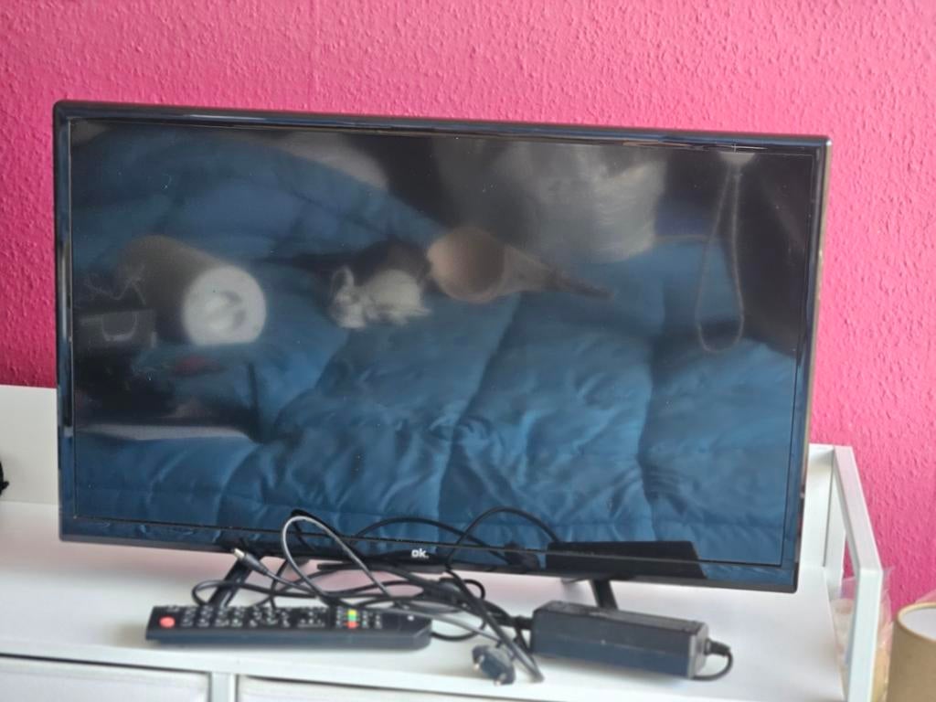 OK. televisie 23,6 inch, 50 Hz, Zo goed als nieuw, 40 tot 60 cm, Ophalen