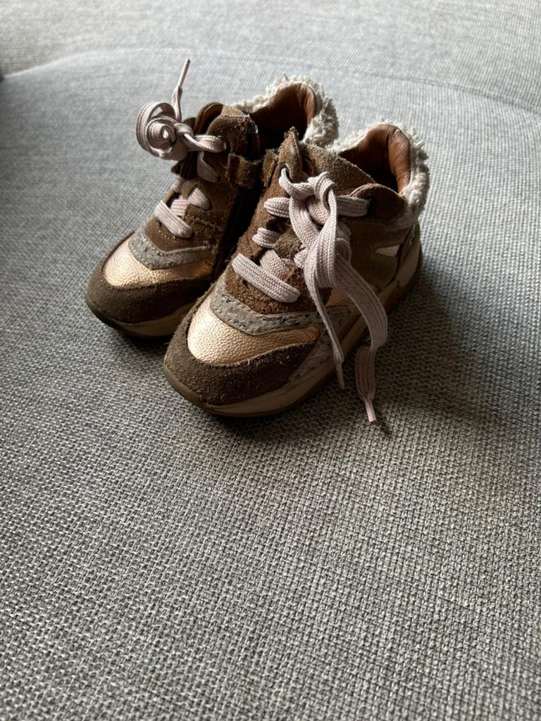 Baby schoentjes, Kinderen en Baby's, Babykleding | Schoentjes en Sokjes, Ophalen of Verzenden, Zo goed als nieuw, Meisje, Schoentjes