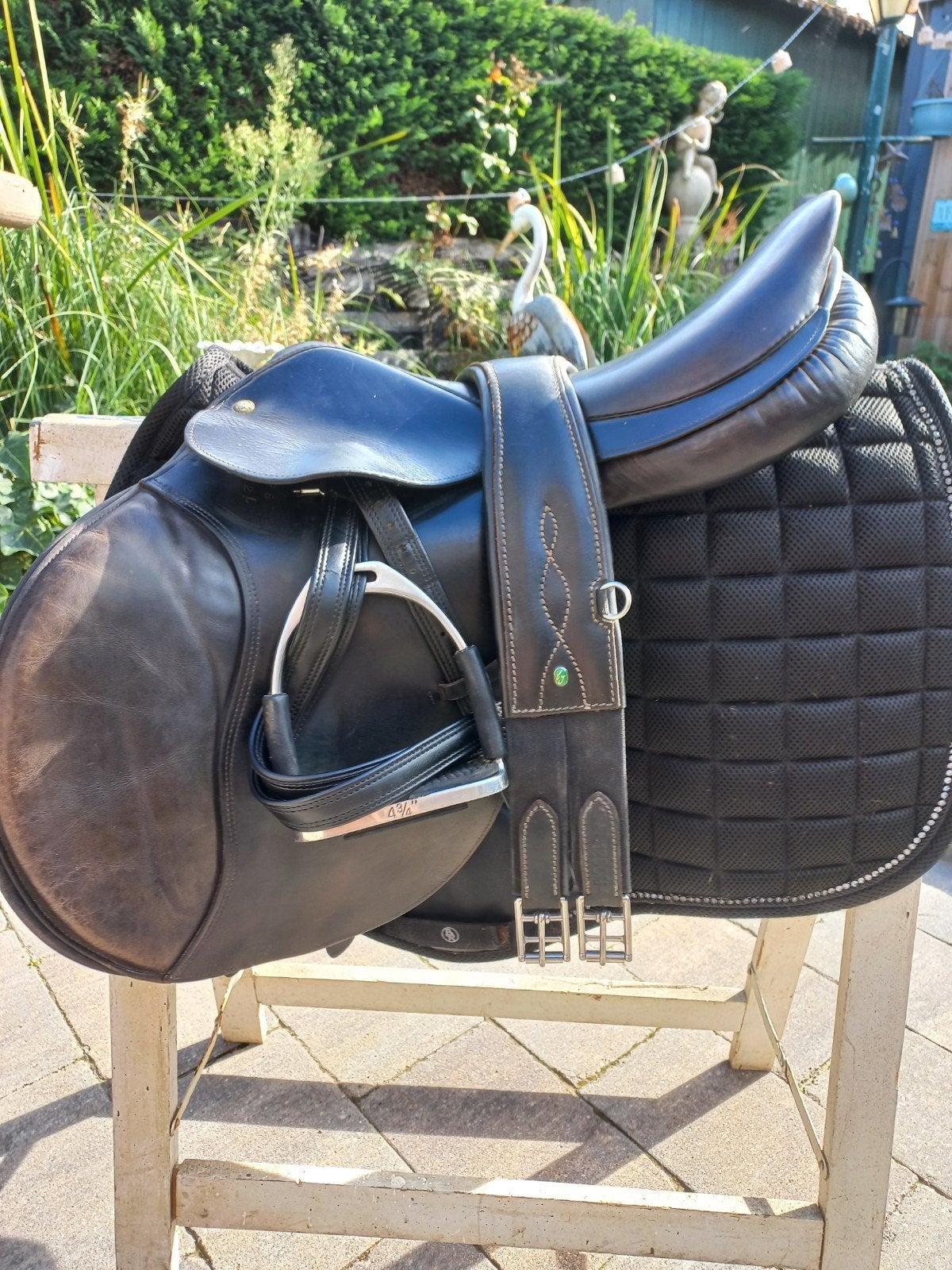pariani springzadel, Dieren en Toebehoren, Ophalen of Verzenden, Overige merken, Springen, L (17.5 inch)