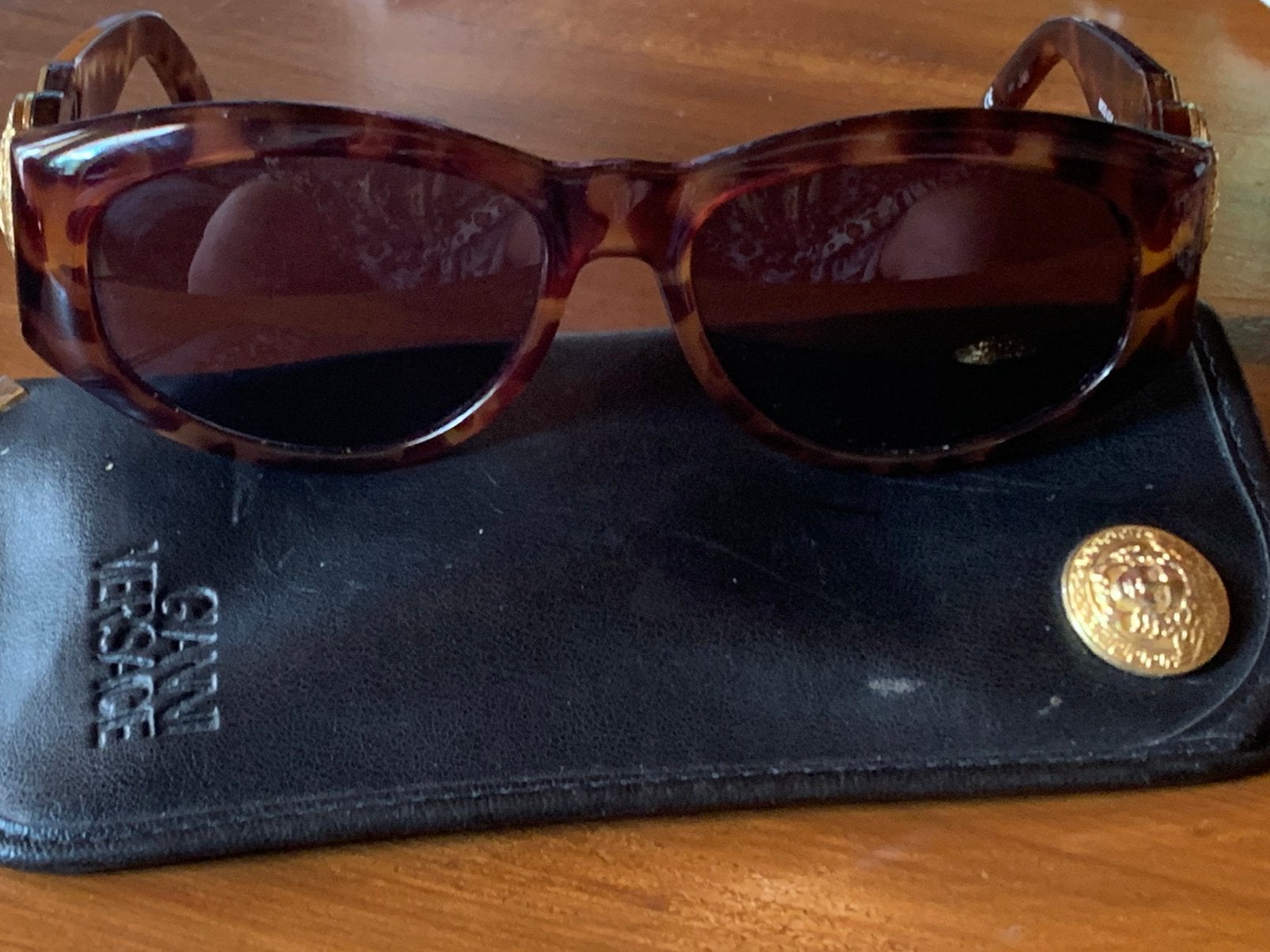 Vintage dames Gianni Versage zonnebril, Ophalen, Zonnebril, Bruin, Gianni Versace