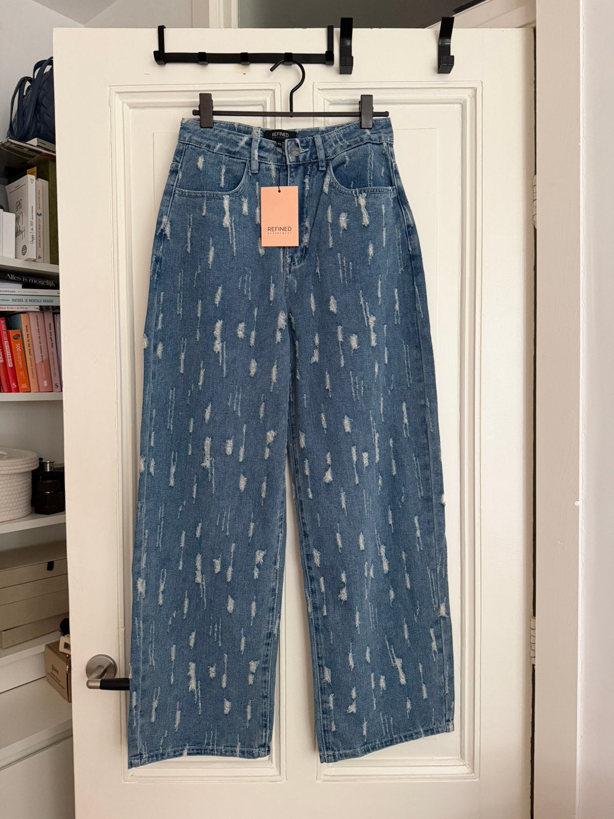 Blauwe destroyed denim maat xs refined department, Ophalen of Verzenden, Zo goed als nieuw, Blauw, W27 (confectie 34) of kleiner