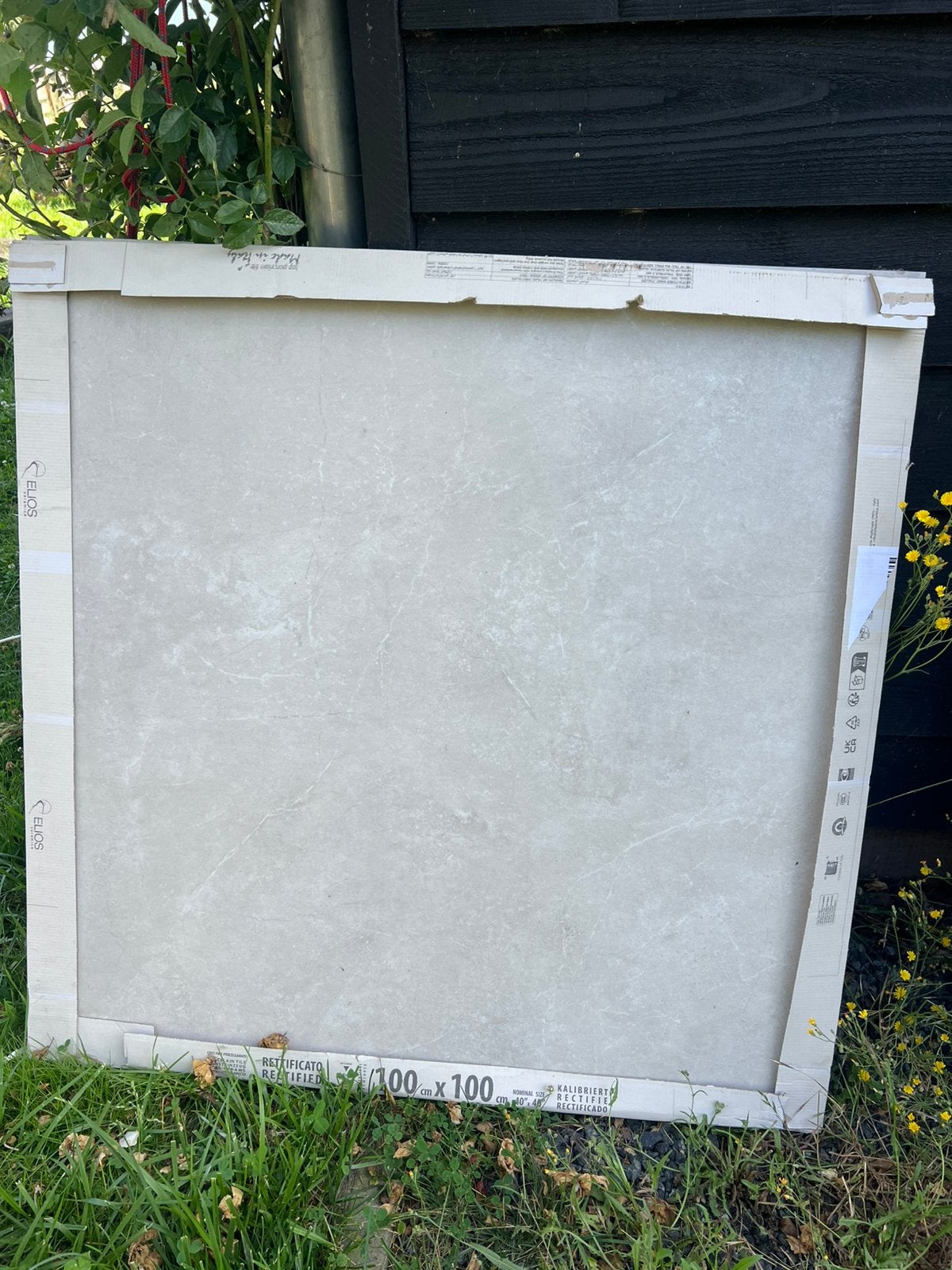 3 stuks 100x100cm tegel (3m2), Ophalen, Zo goed als nieuw, Knikarmscherm