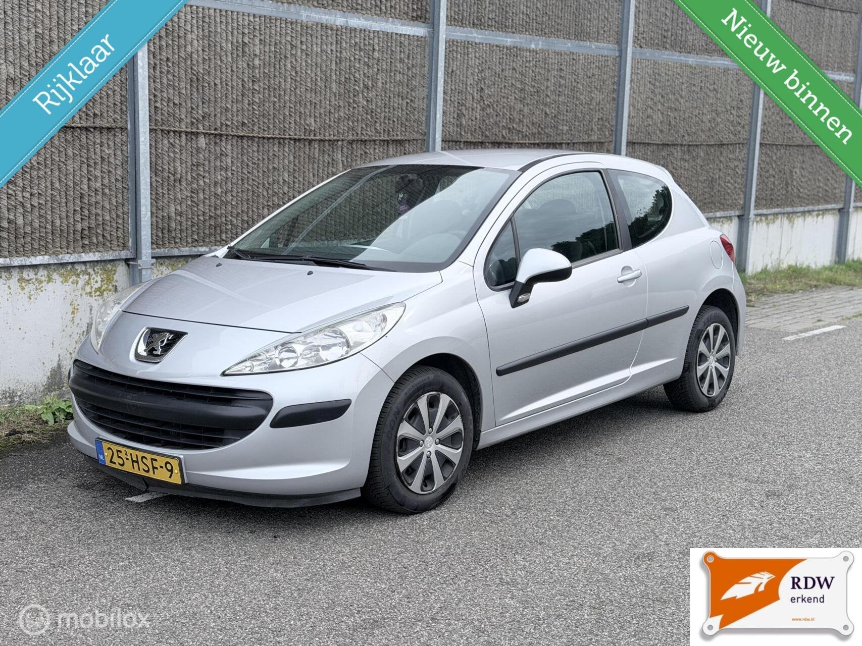Peugeot 207 1.4 VTi Sublime NAP/AIRCO/NWE KOPPELING/CRUISE C, Gebruikt, 49 €/maand, Origineel Nederlands, Bedrijf