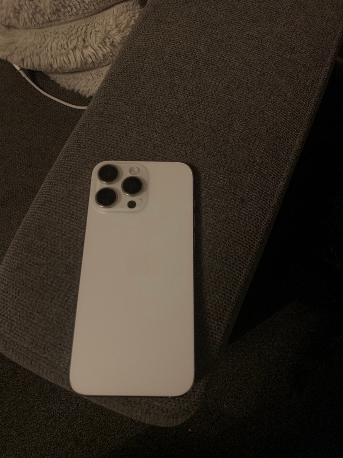 iPhone 16 Pro Max 512GB met kleine barst in scherm, 512 GB, Gebruikt, IPhone 16 Pro Max, Ophalen of Verzenden
