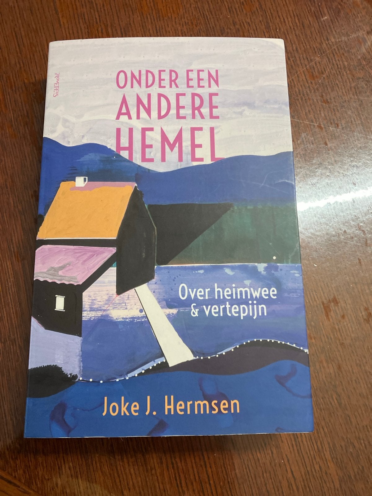 Onder een andere hemel - Joke J. Hermsen, Boeken, Ophalen of Verzenden, Zo goed als nieuw, Nederland