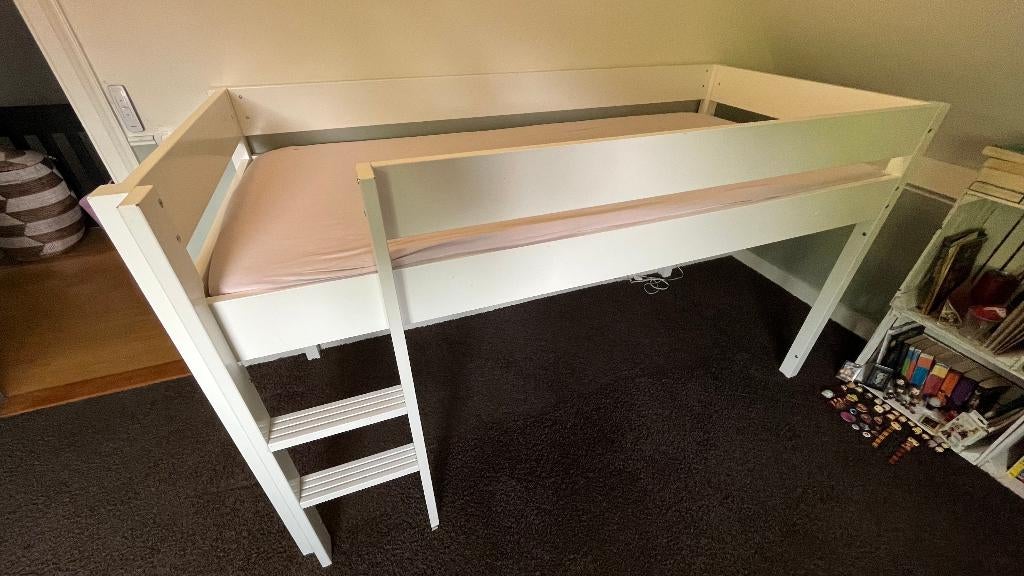 Bopita loft bed, Ophalen, 85 tot 100 cm, Lattenbodem, Zo goed als nieuw