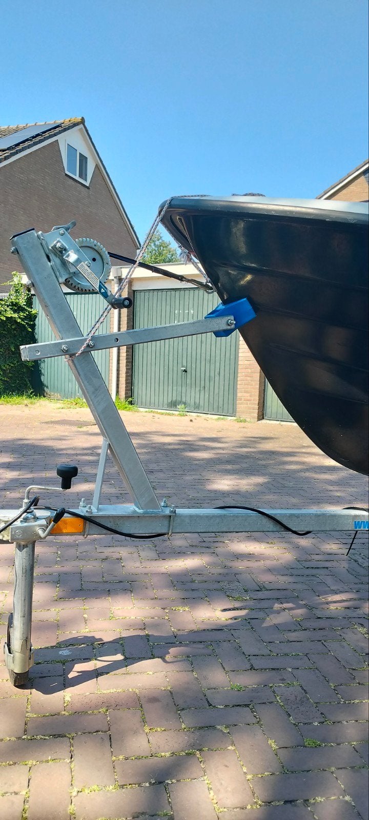 Boot met motor inclusief trailer. Vaarklaar, Ophalen, Zo goed als nieuw, Ovaal, Overige materialen