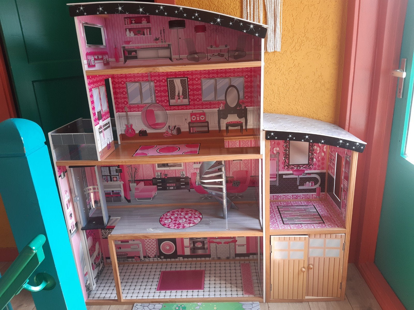 Groot Houten Barbie/Poppenhuis, Ophalen, Gebruikt, Barbie