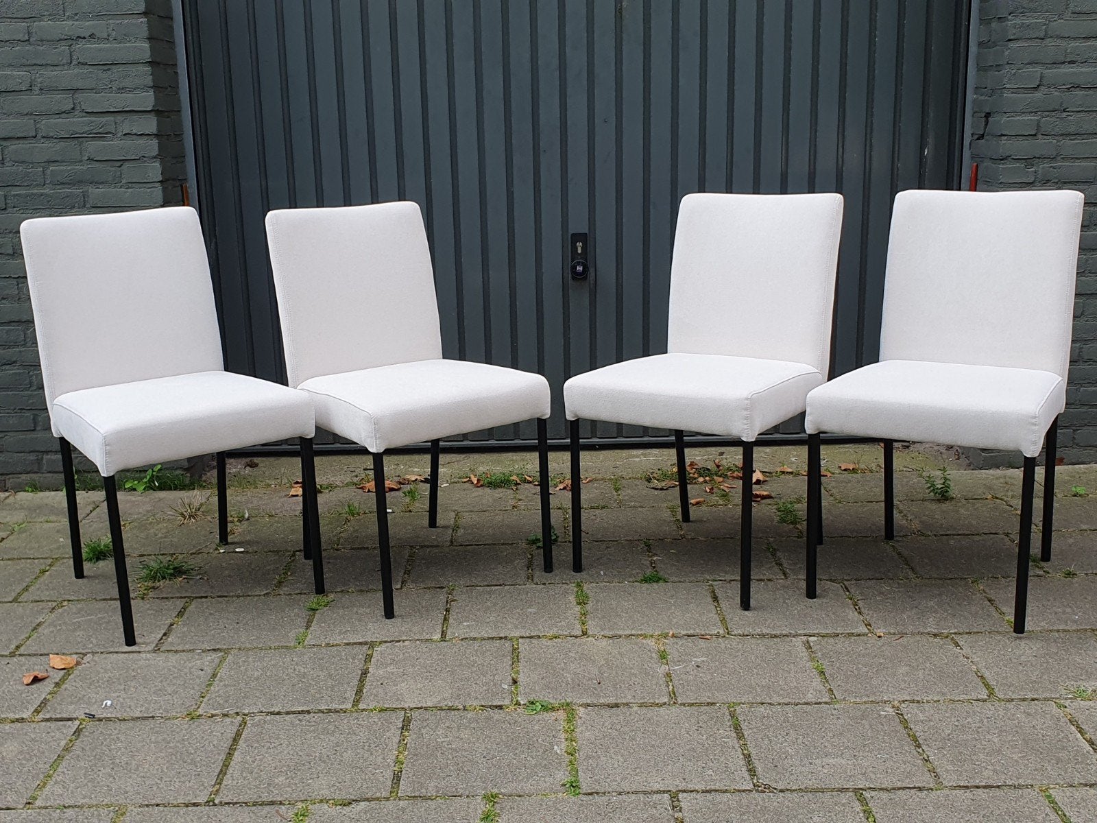 4 Eetkamerstoelen van Montel, model Blond, 400 euro
In zeer, Huis en Inrichting, Stoelen, Ophalen, Modern design, Wit, Nieuw