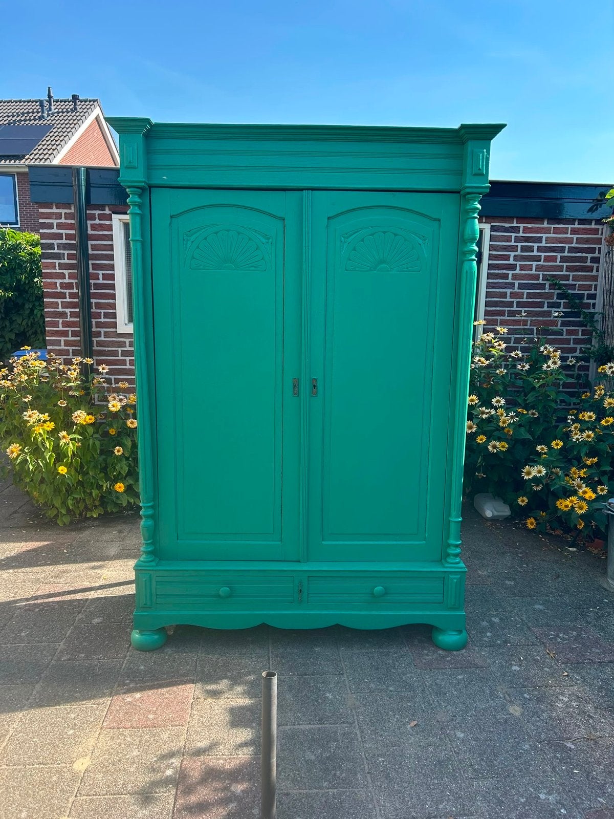 Brocante kast, Ophalen