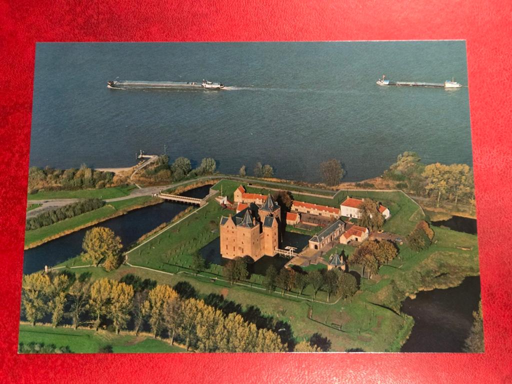 Woudrichem bij Gorinchem Panorama Kasteel Loevestein, Verzamelen, Ansichtkaarten | Nederland, Ophalen of Verzenden, Zuid-Holland
