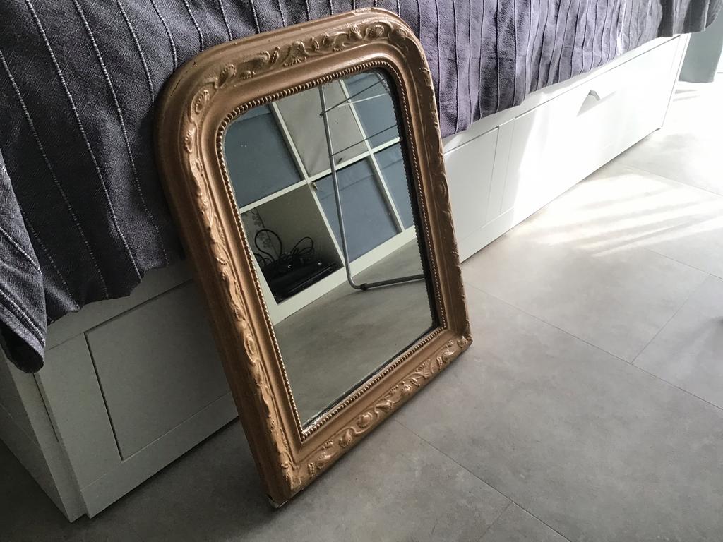 Antieke, vintage, brocante spiegel (gips), Ophalen, Rechthoekig, Minder dan 50 cm, Minder dan 100 cm
