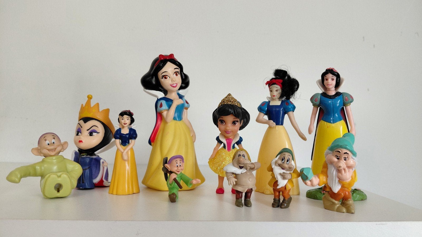 Disney poppetjes Sneeuwwitje, Ophalen of Verzenden, Zo goed als nieuw