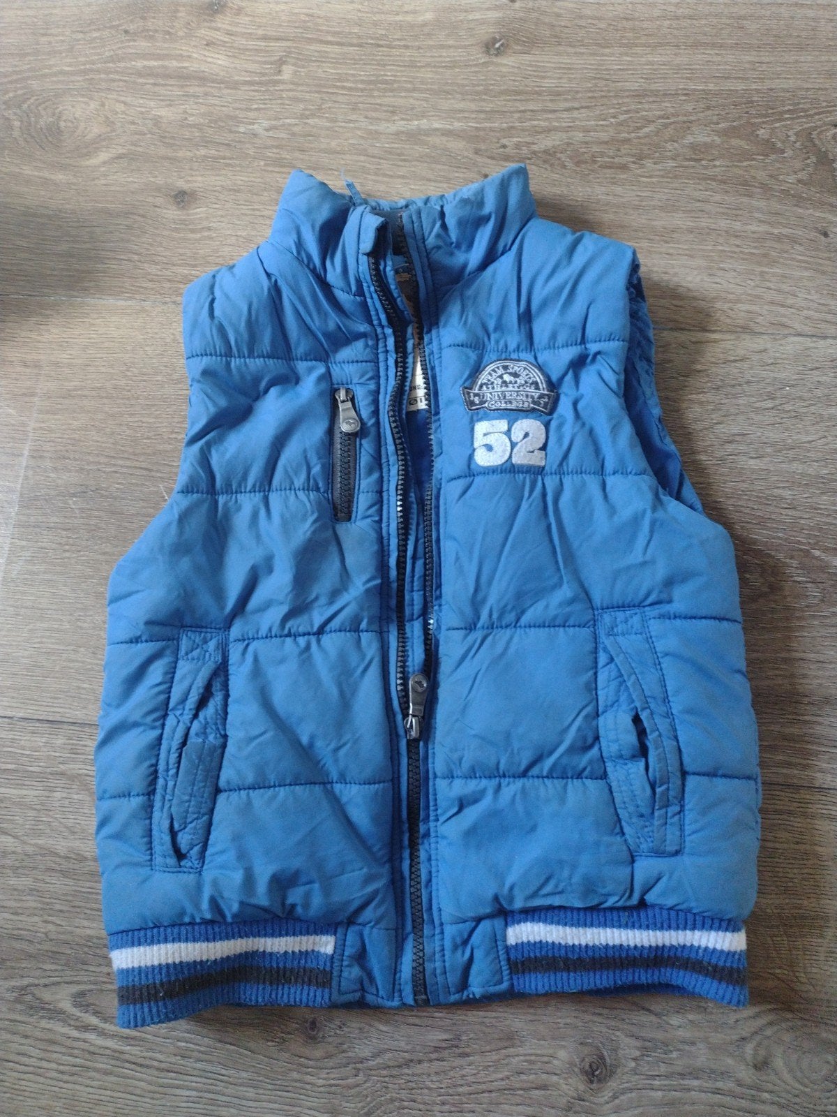 Blauwe bodywarmer maat 110/116, Ophalen, Gebruikt, Jongen, Jas