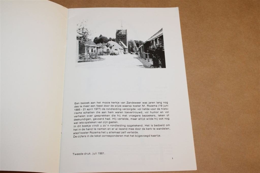 Het mooie kerkje van Zandeweer — Kerkverhaal geïllustreerd, Ophalen of Verzenden, Gelezen