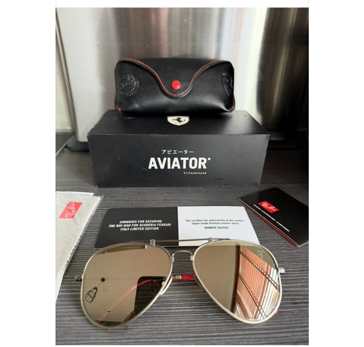 Ray-Ban Aviator Titanium Ferrari Limited Edition Zonnebril, Zonnebril, Overige kleuren, Ophalen of Verzenden, Zo goed als nieuw