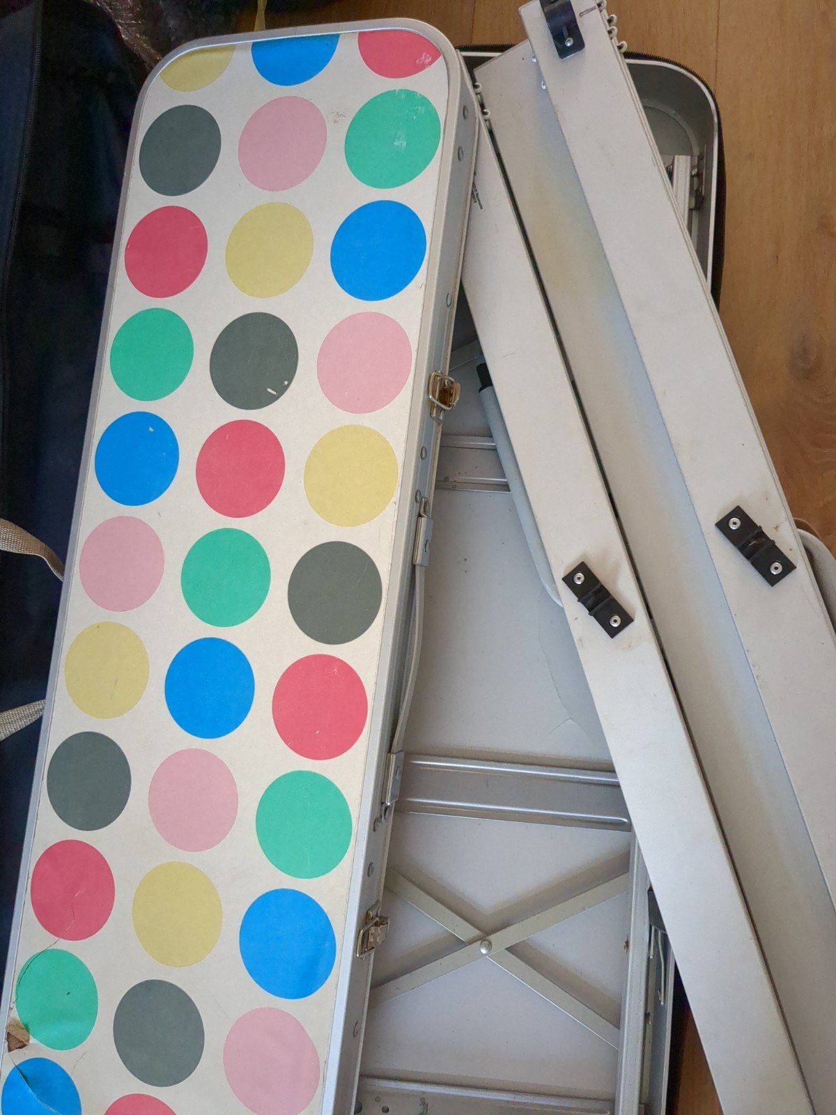 Camping tafel en bankje set gratis, Ophalen, Gebruikt, Campingtafel