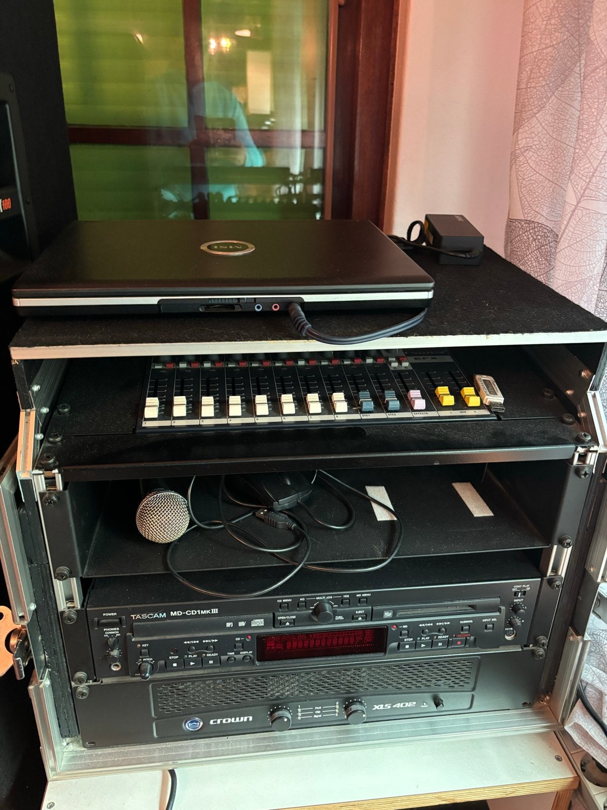 Complete Geluidsinstallatie met Mengpaneel en JBL Speakers, Ophalen, Gebruikt, 5 tot 10 kanalen, Microfooningang
